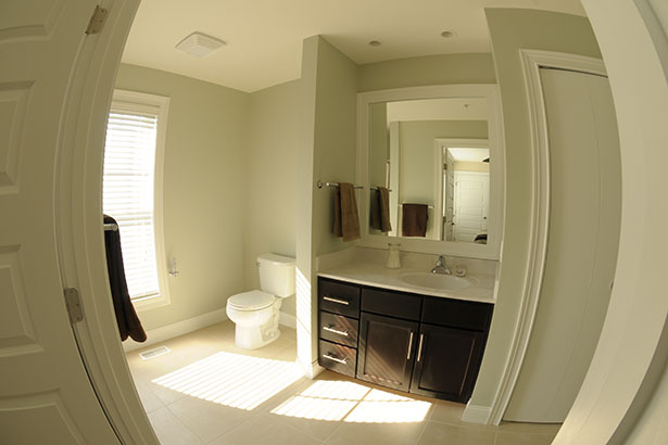 /Portals/2/UltraMediaGallery/850/68/thumbs/3.T2-Townhome-Guest-Bath.jpg